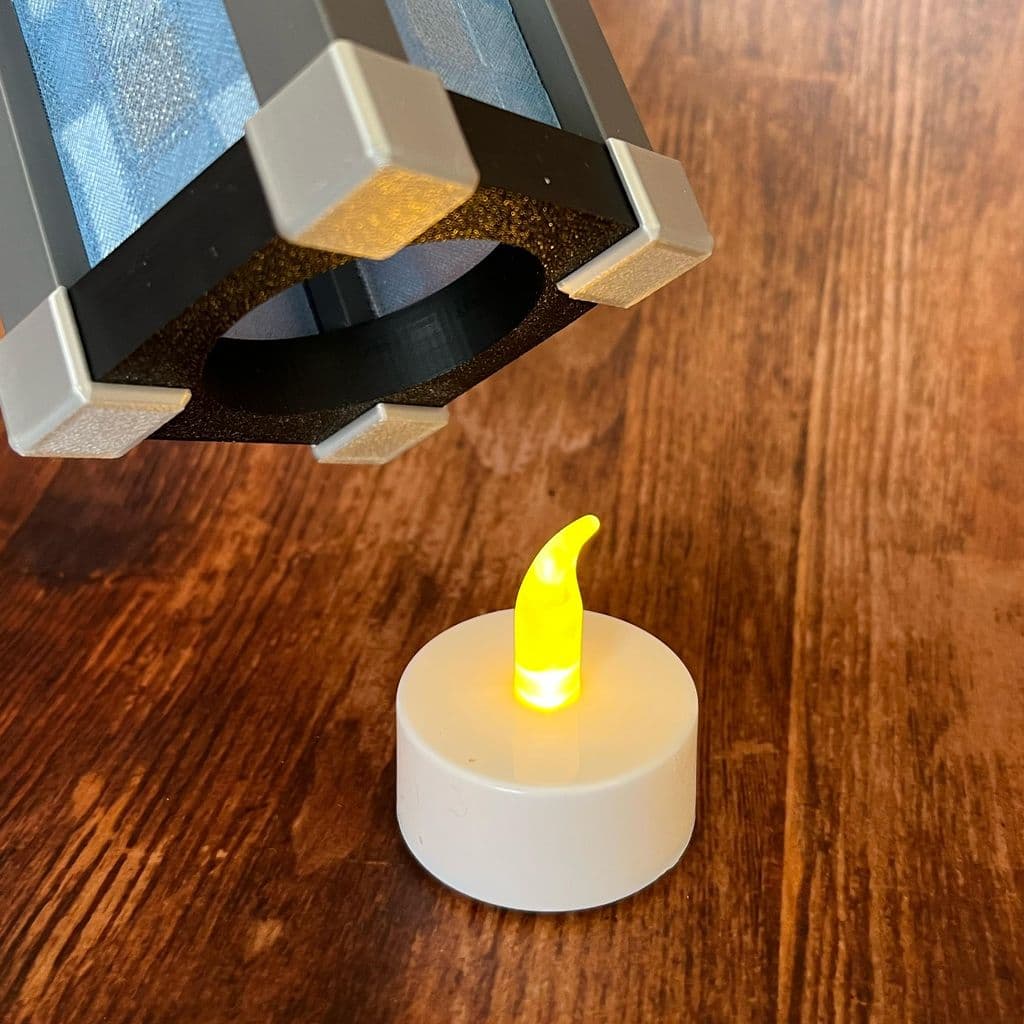 Pixellaterne über das LED-Teelicht setzen