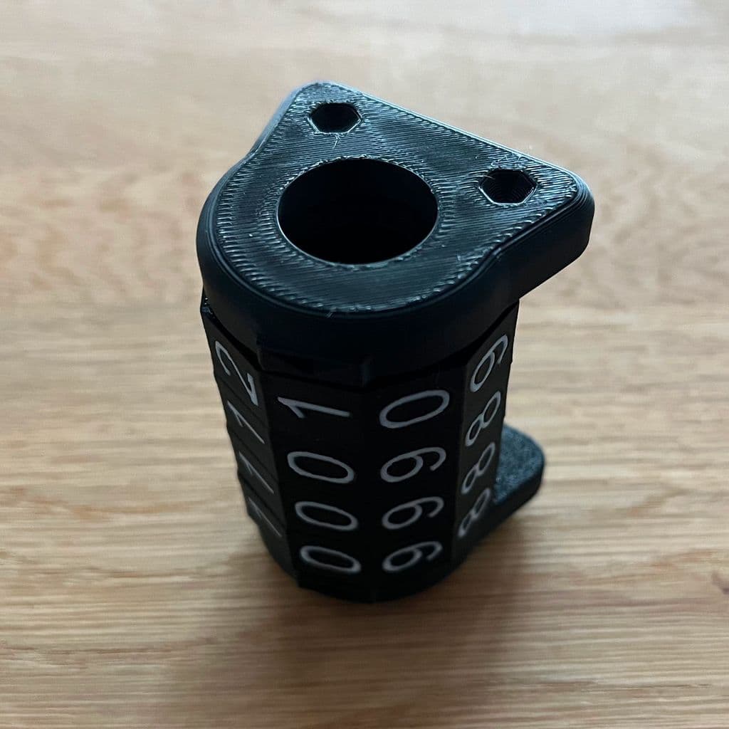 Zweites Seitenteil aufsetzen